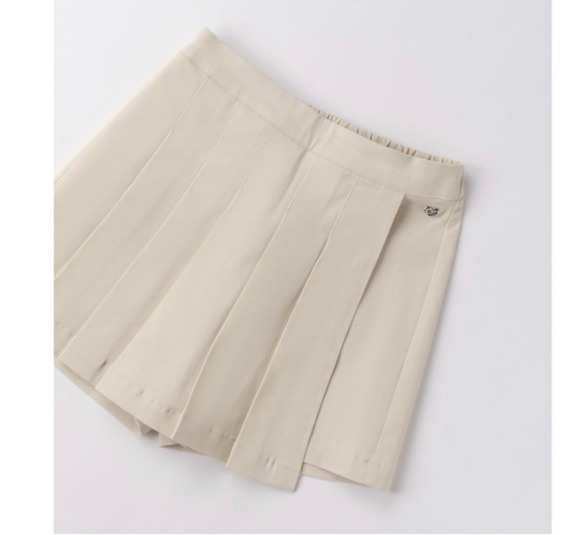 Girl’s Short