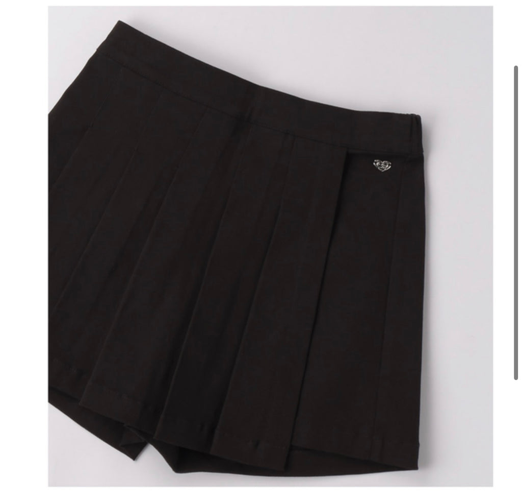 Girl’s Short